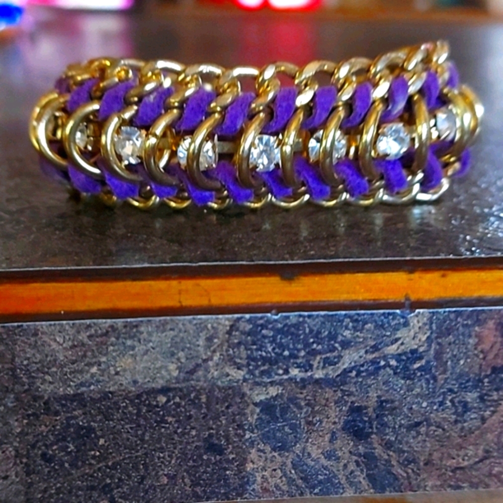 H&M Purple and Gold gemstone Braclet
